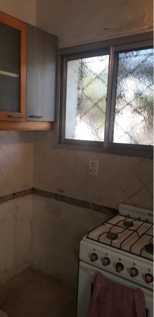 CASA DE  TRES AMBIENTES CON PATIO Y TERRAZA