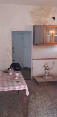 CASA DE  TRES AMBIENTES CON PATIO Y TERRAZA