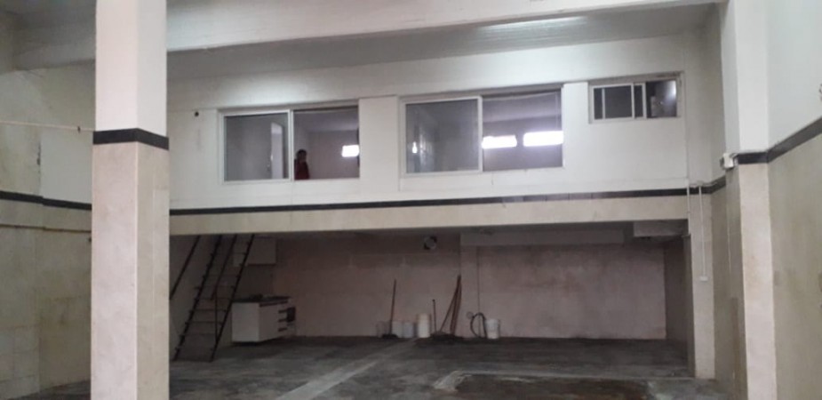GALPON EN ALQUILER 158 M2 CON OFICINAS, BAÑO, KITCHENETTE Y ENERGIA TRIFASICA