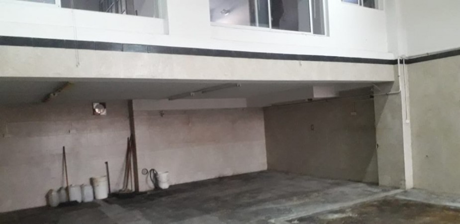 GALPON EN ALQUILER 158 M2 CON OFICINAS, BAÑO, KITCHENETTE Y ENERGIA TRIFASICA