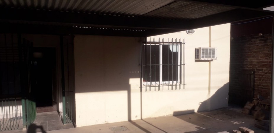 CASA DE 3 AMBIENTES EN VENTA EN  LANÚS