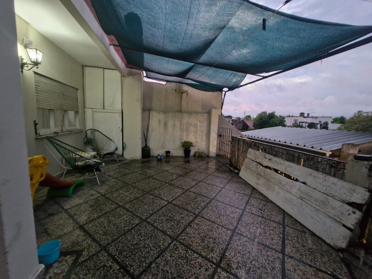 CASA PARA DOS FAMILIAS EN VENTA EN CRUCECITA