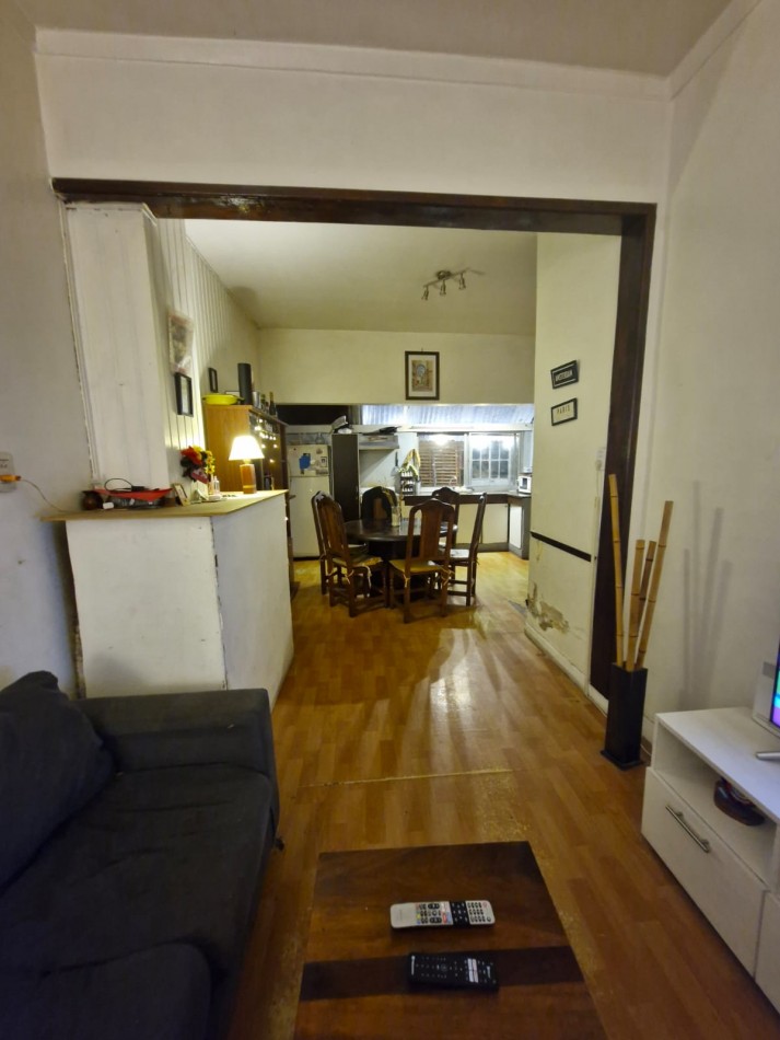 CASA PARA DOS FAMILIAS EN VENTA EN CRUCECITA