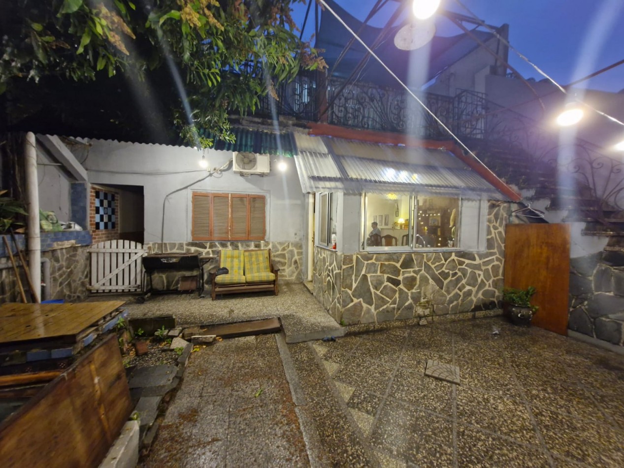 CASA PARA DOS FAMILIAS EN VENTA EN CRUCECITA