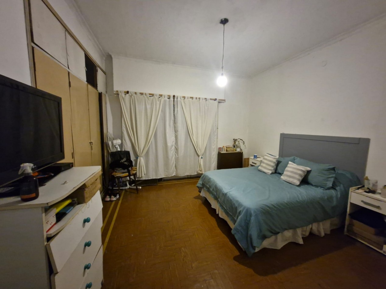 CASA PARA DOS FAMILIAS EN VENTA EN CRUCECITA