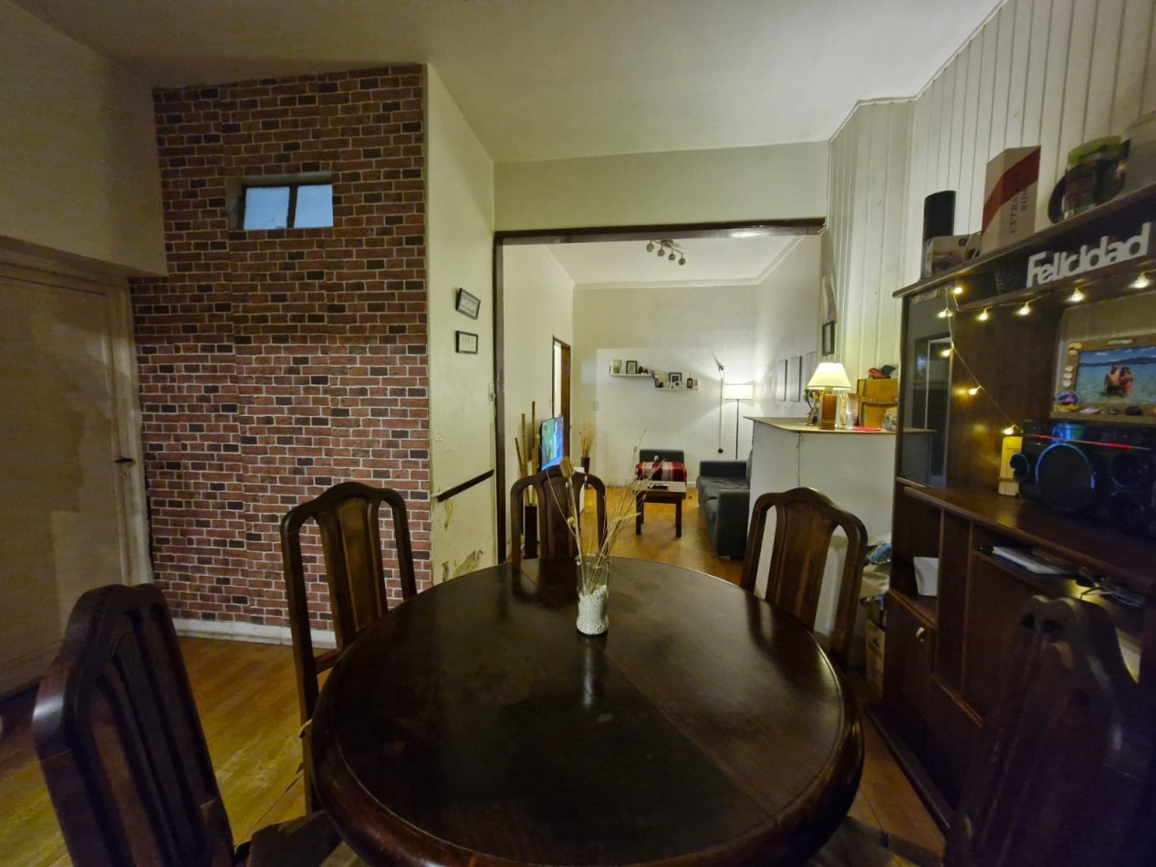 CASA PARA DOS FAMILIAS EN VENTA EN CRUCECITA
