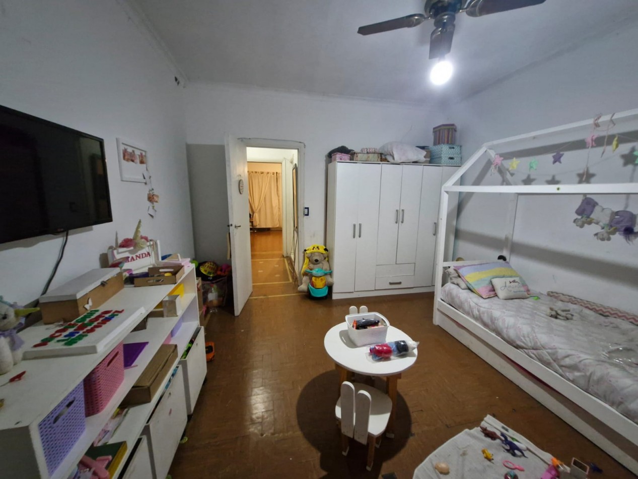 CASA PARA DOS FAMILIAS EN VENTA EN CRUCECITA