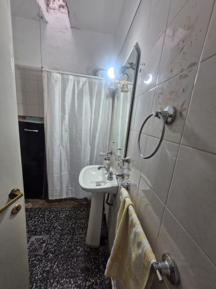 LOTE DE 376 M2 EN VENTA CON DOS VIVIENDAS CONSTRUIDAS